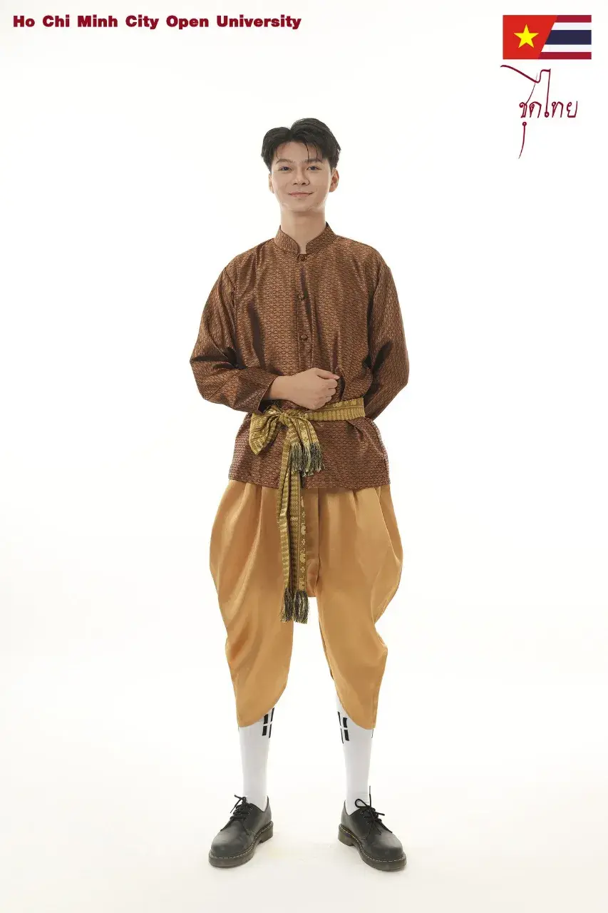 Vietnamese Students in Chud Thai 🇻🇳🇹🇭