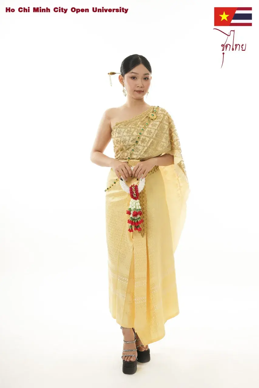 Vietnamese Students in Chud Thai 🇻🇳🇹🇭