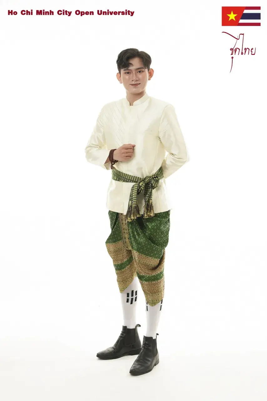 Vietnamese Students in Chud Thai 🇻🇳🇹🇭