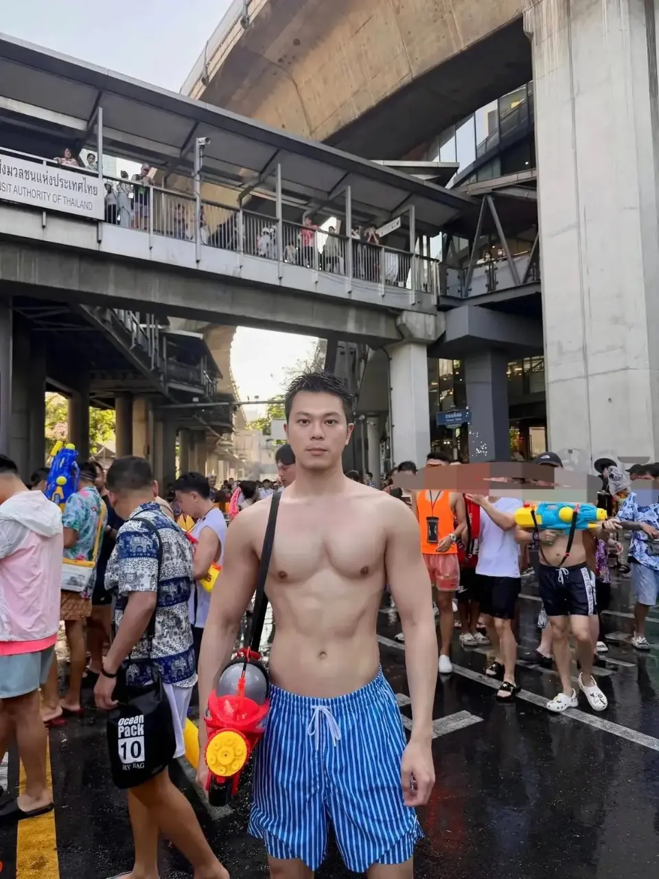 สงกรานต์คนหล่อ