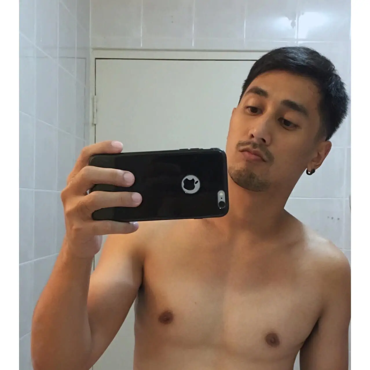 Message me aprilkie or fb april jhell roberto if your the owner of this picture someone use your picture