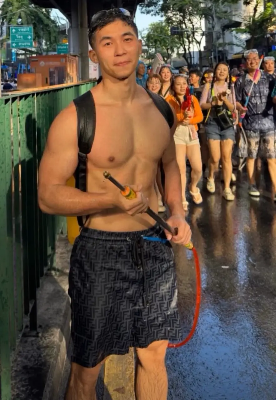 สงกรานต์ร้อนจัด