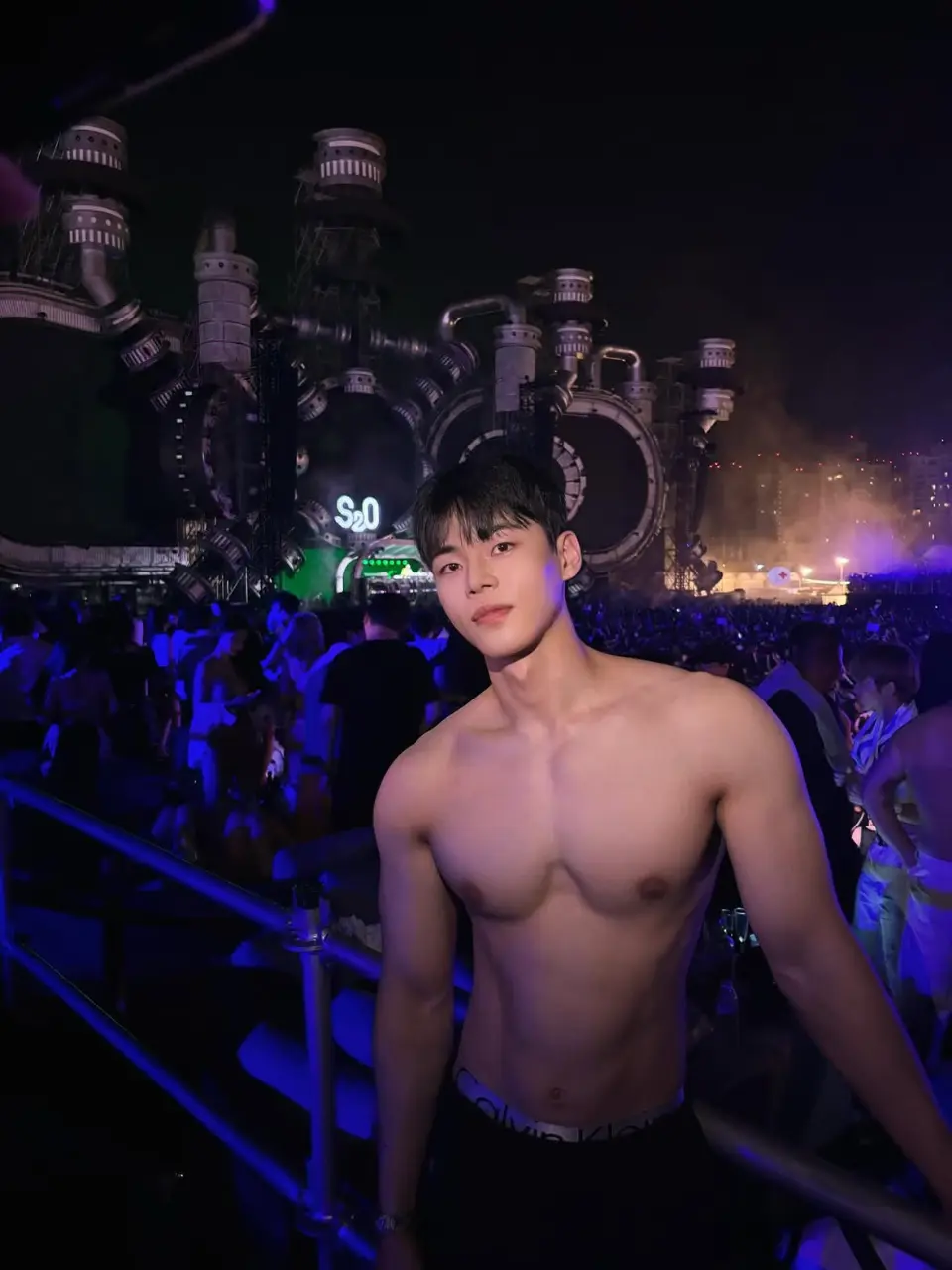 อุณหภูมิขึ้นสูง