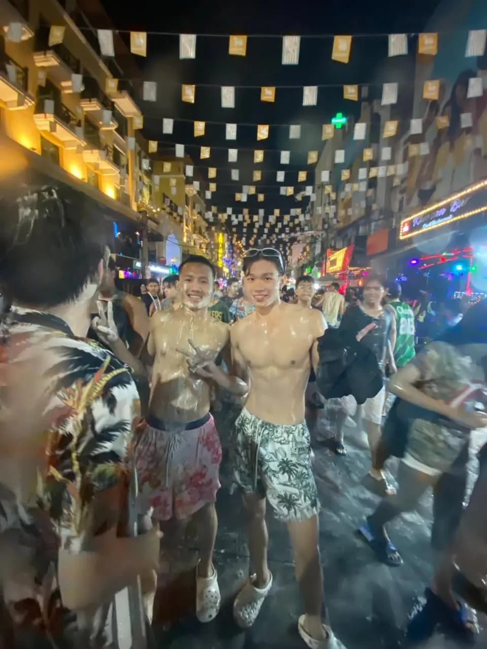 อุณหภูมิขึ้นสูง