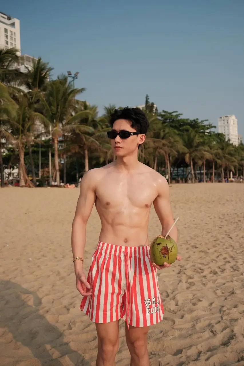 สงกรานต์ขาวมาก