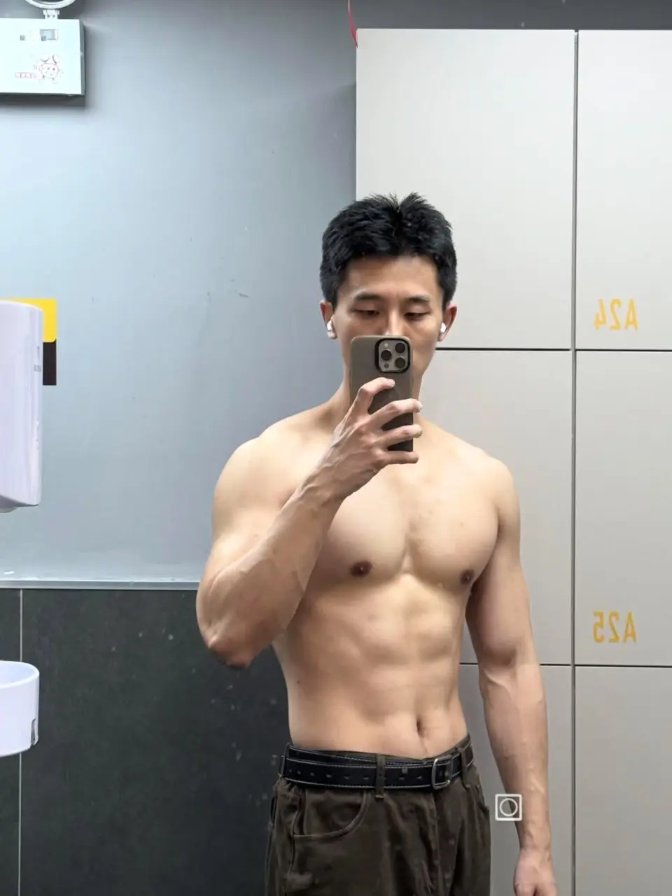 สงกรานต์ขาวมาก