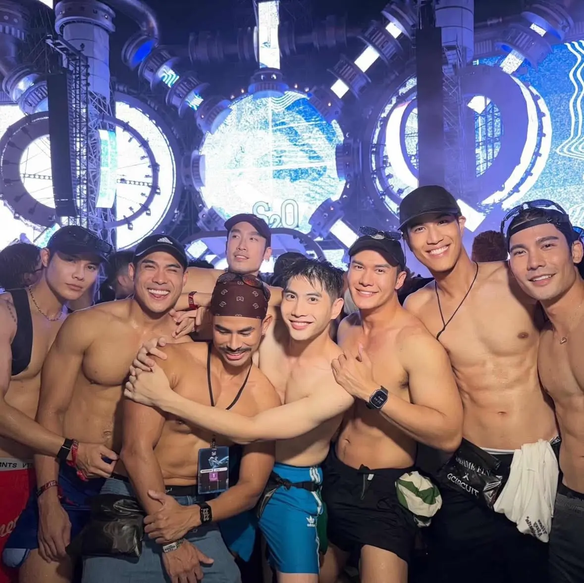 สงกรานต์น้ำเดิน