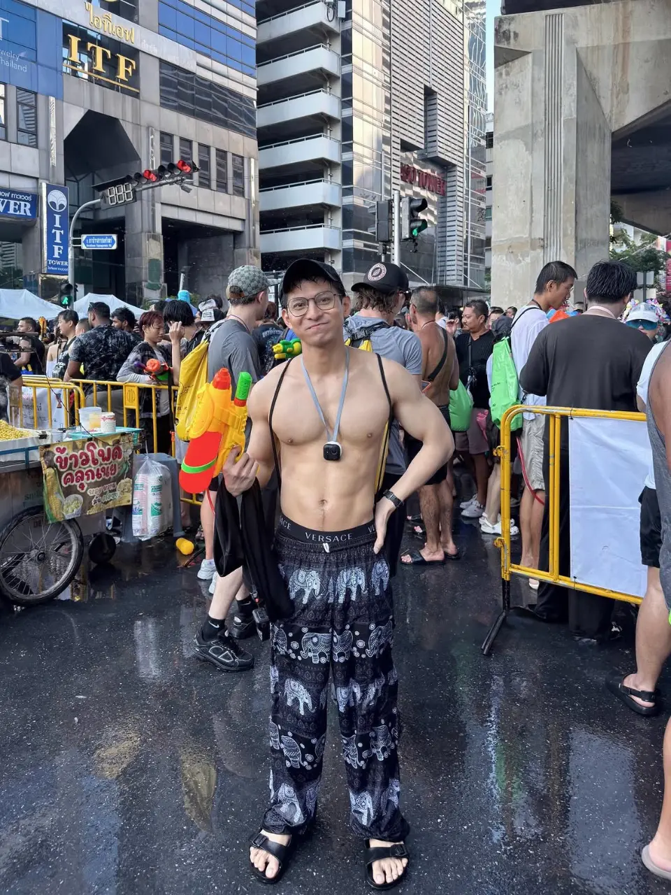 สงกรานต์น้ำเดิน