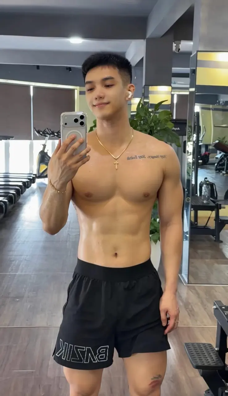 น้ำหนุ่มๆ