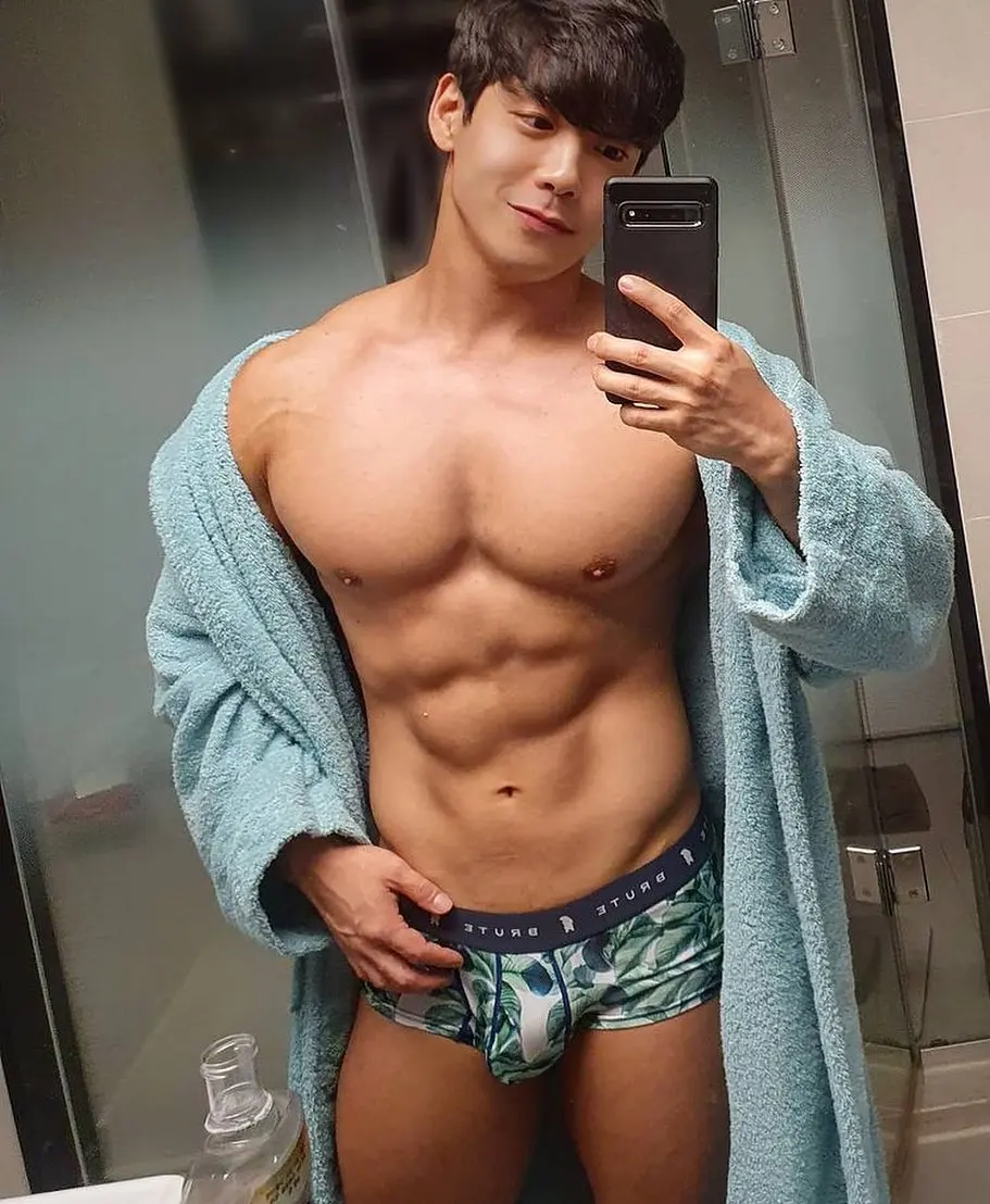 Cool guy : 철(CHEOL)