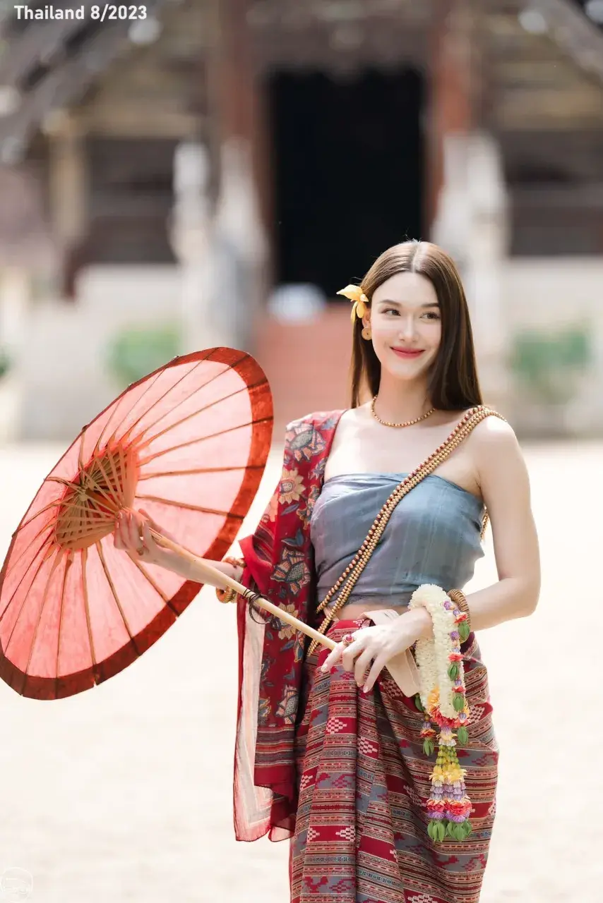 Jackie Jacqueline in Lanna Dress 🇹🇭