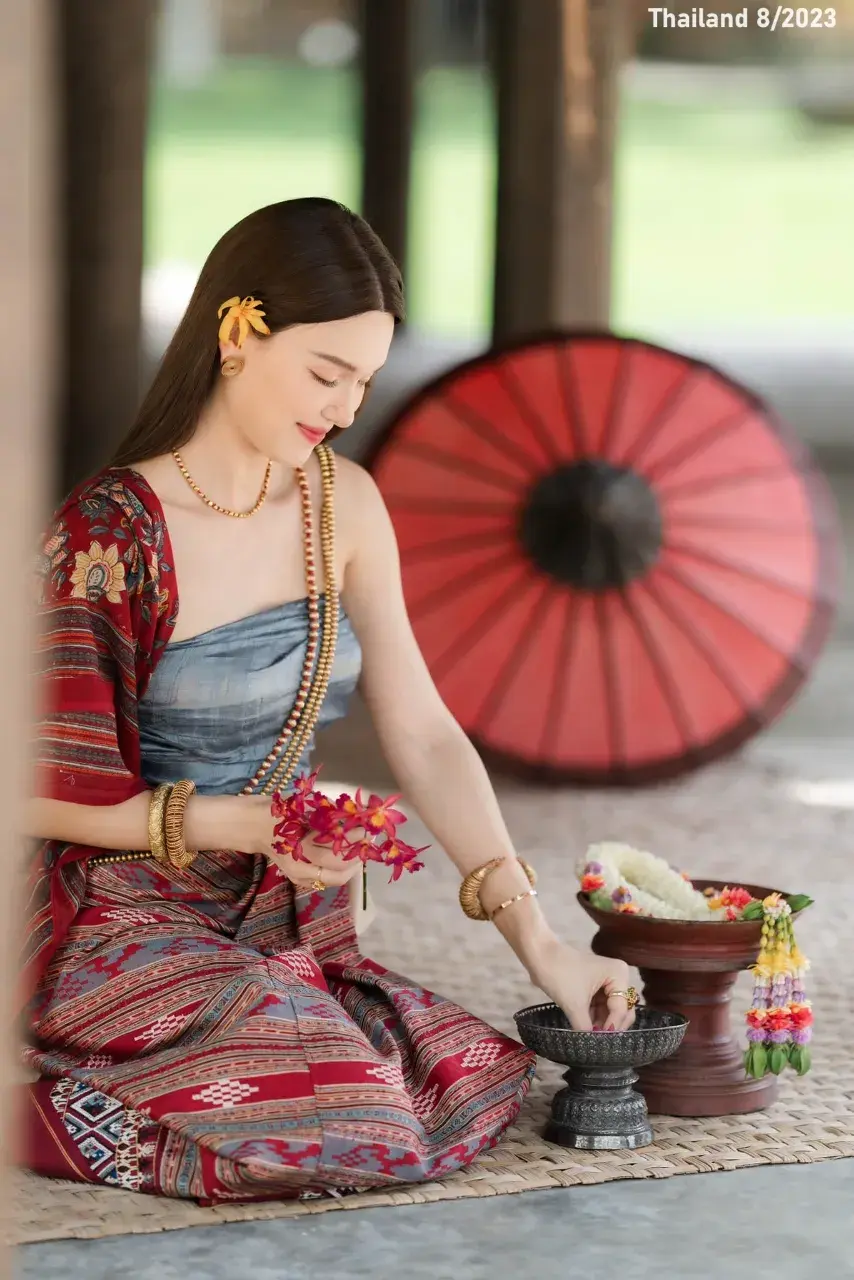 Jackie Jacqueline in Lanna Dress 🇹🇭