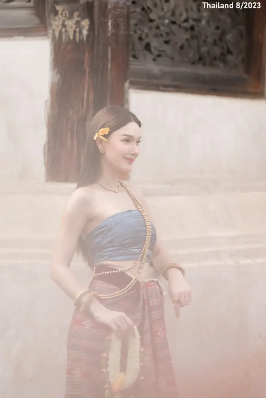 Jackie Jacqueline in Lanna Dress 🇹🇭