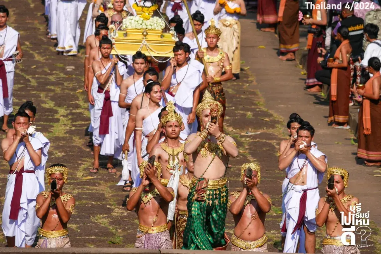 Amanda Obdam at Phanom Rung Festival 2020 🇹🇭