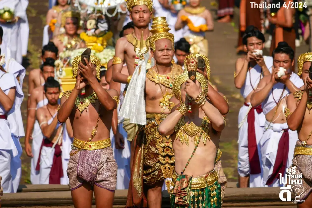 Amanda Obdam at Phanom Rung Festival 2020 🇹🇭