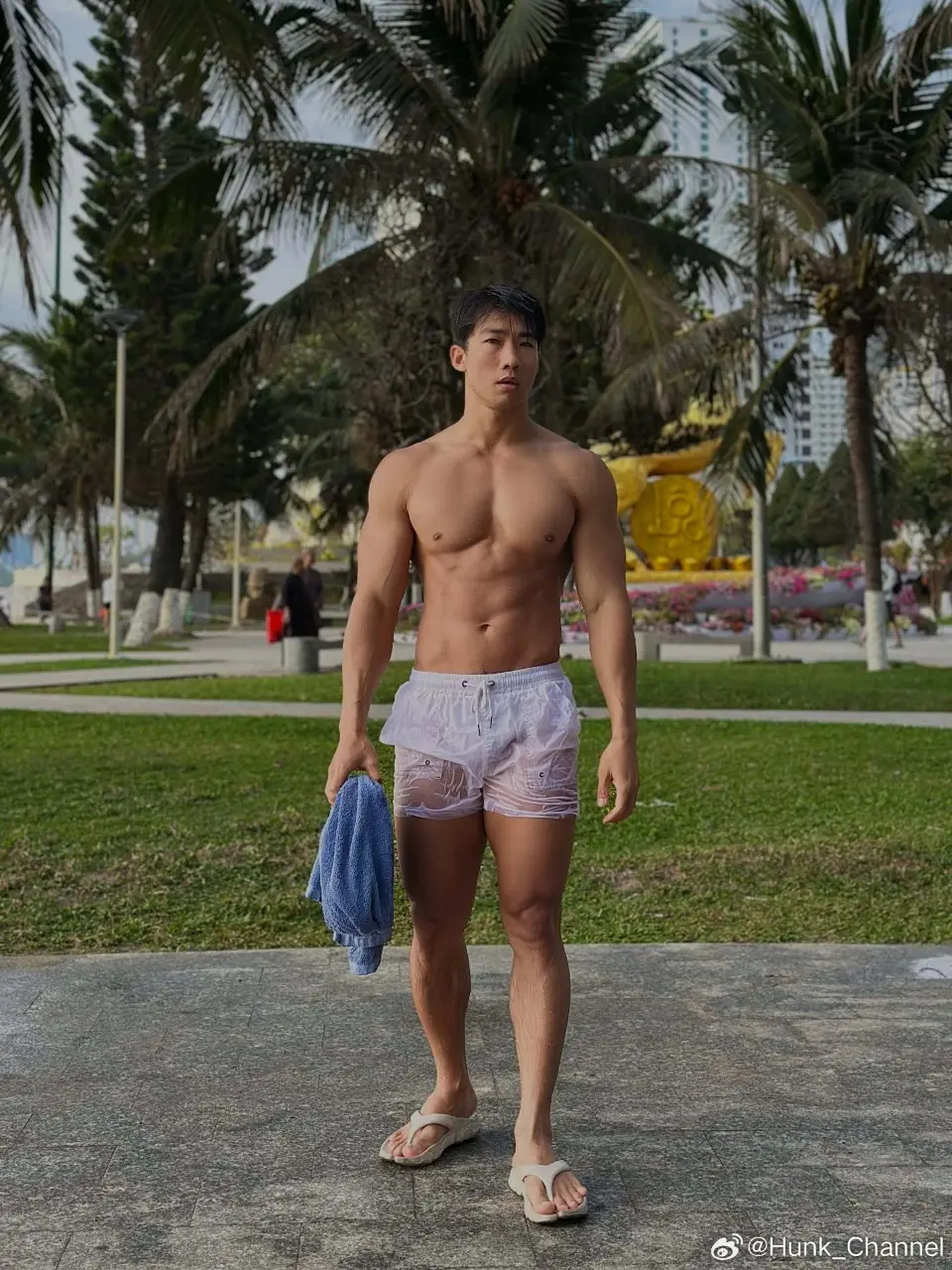 Model and online coach : Sang_Fitness