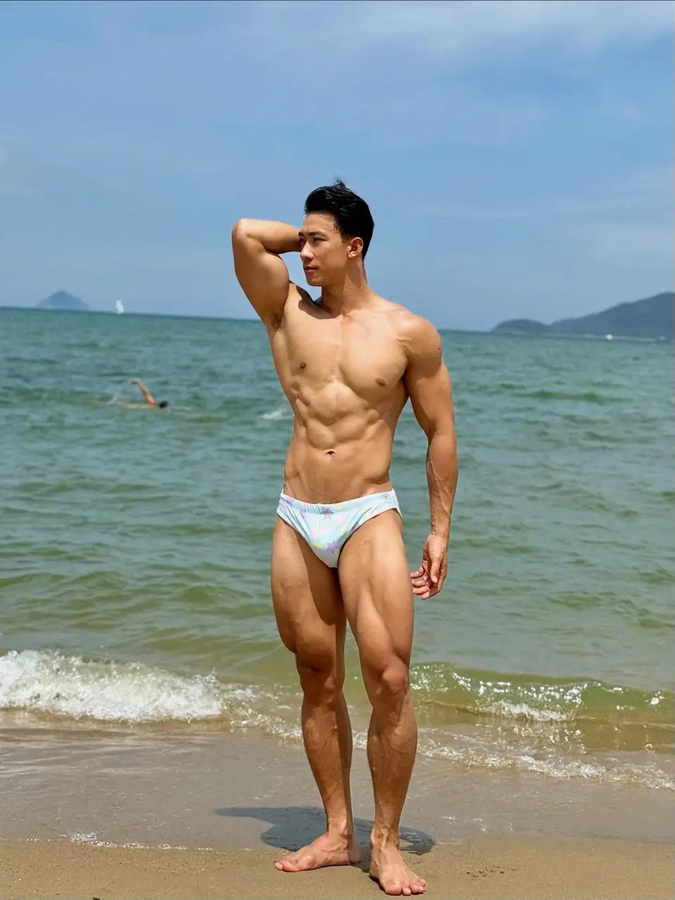 Model and online coach : Sang_Fitness