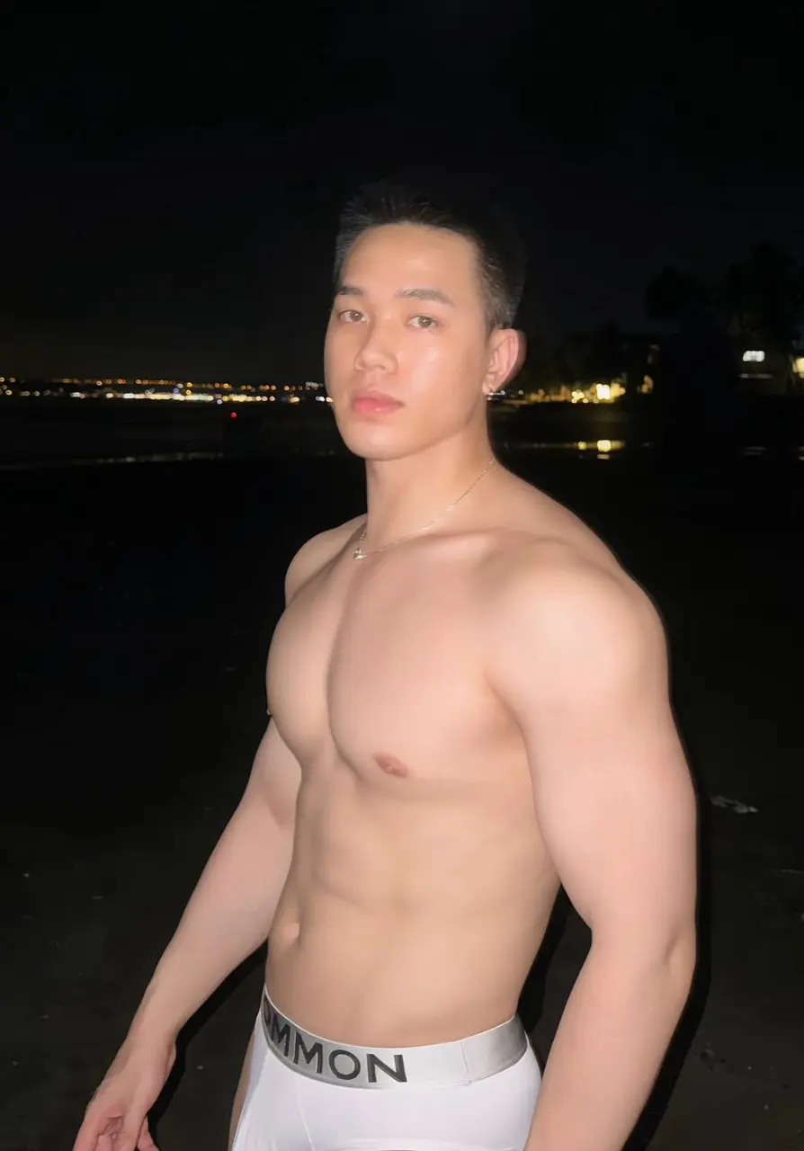 Cool guy : Duy Khương