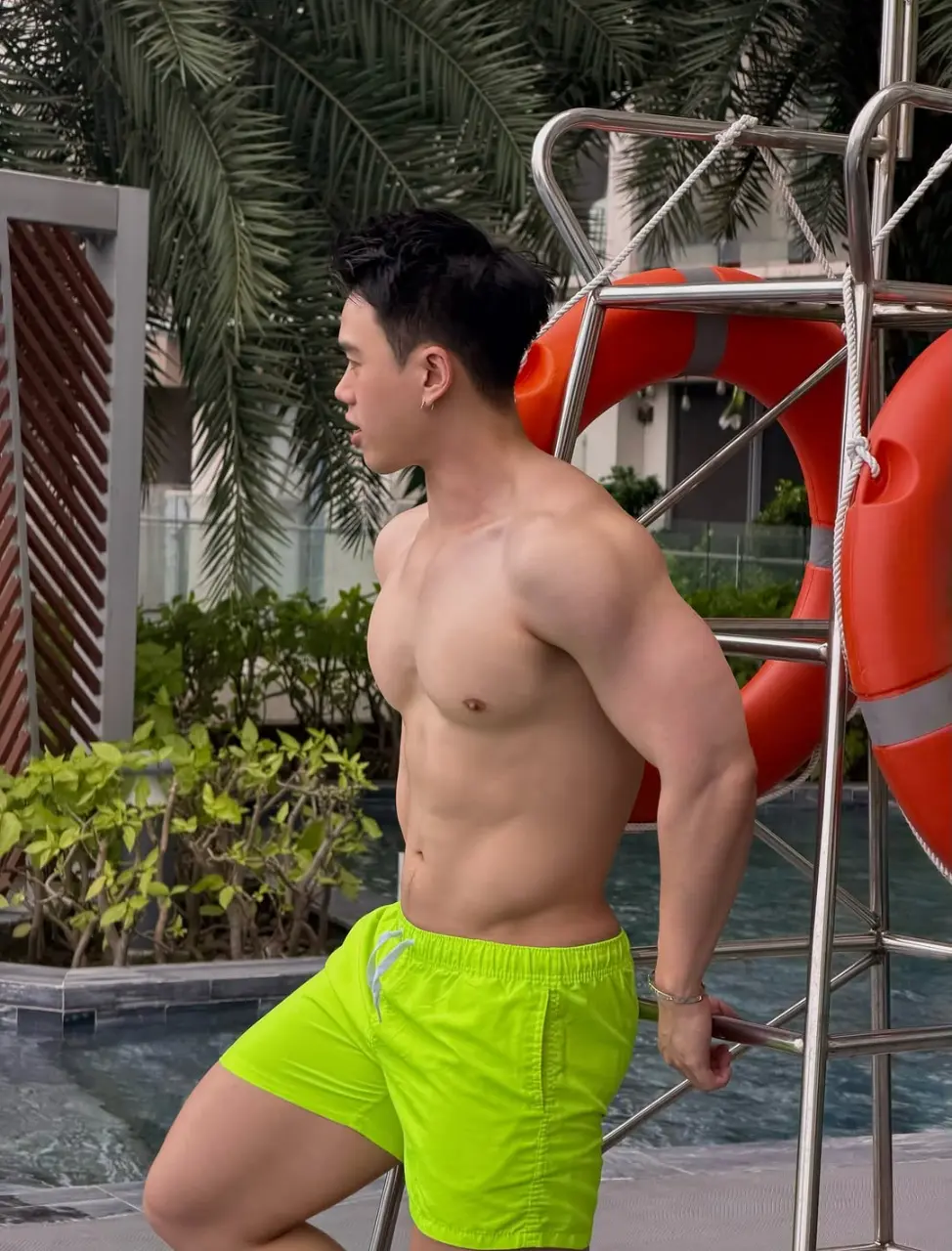 Cool guy : Duy Khương