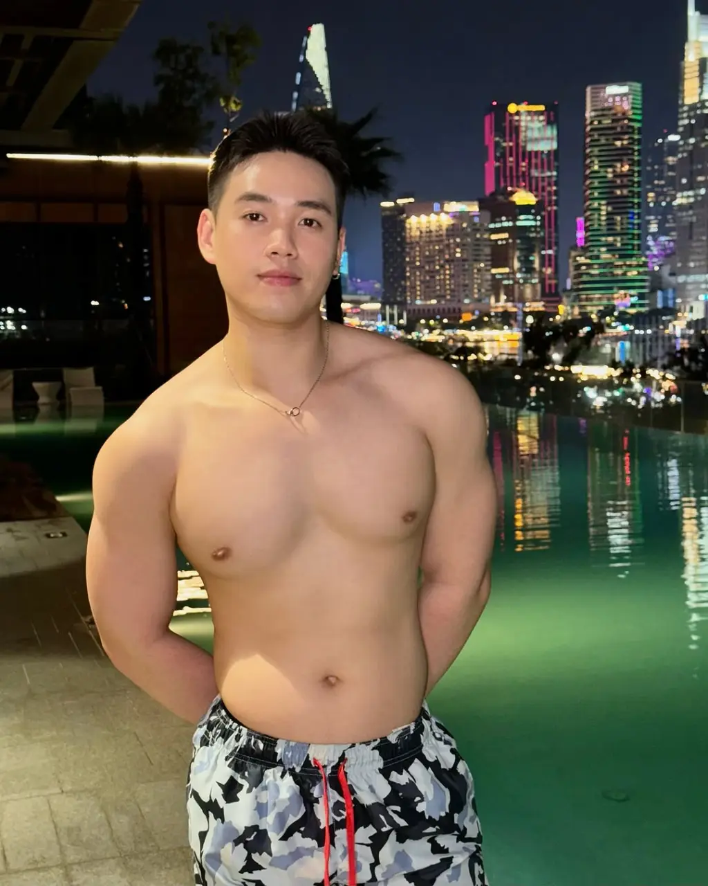 Cool guy : Duy Khương
