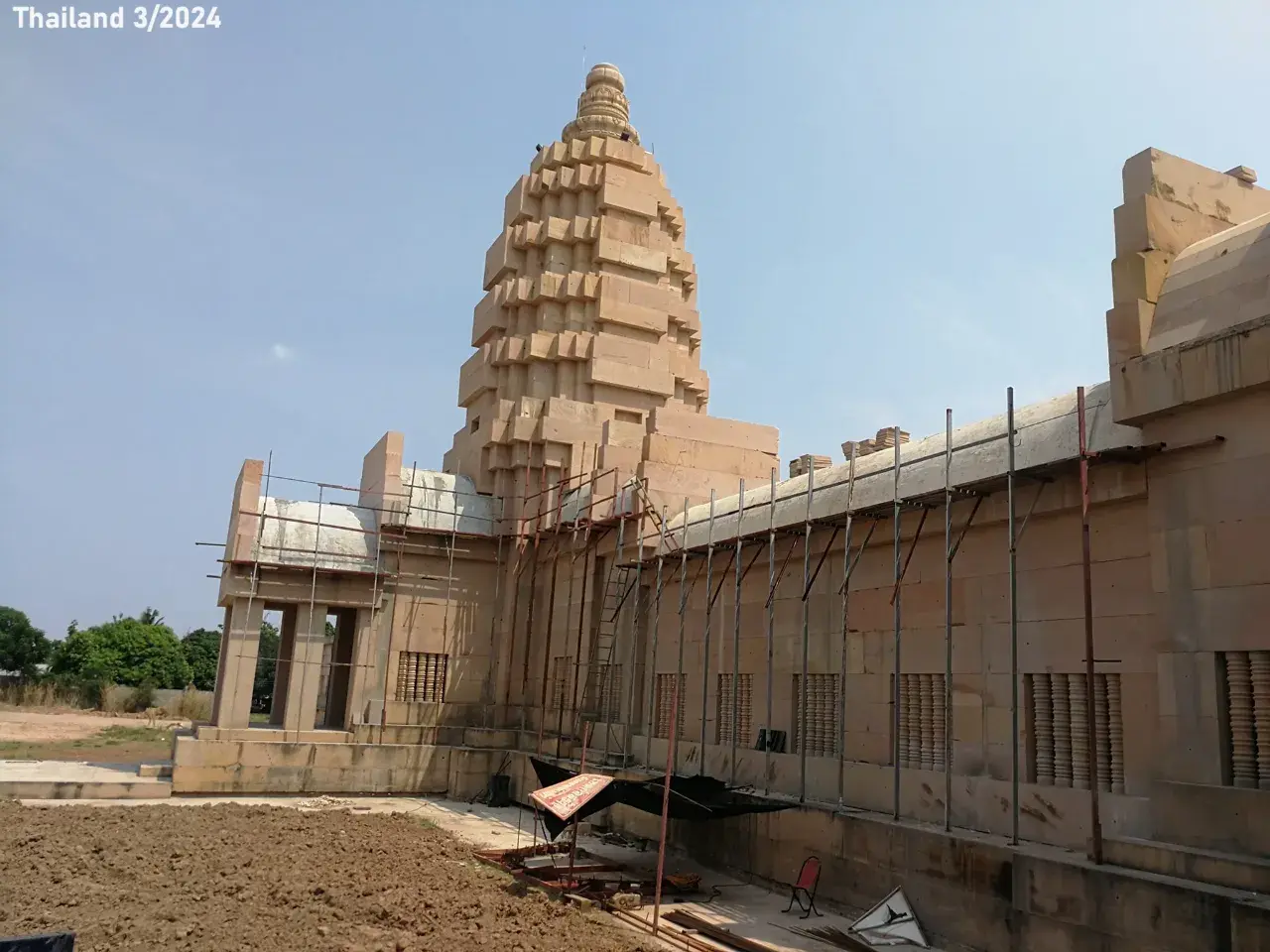 Sihanakhon at Wat Phu Man Fah, March 2024 🇹🇭