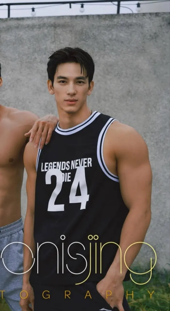 Adonisjing Model : Shaokang Wei