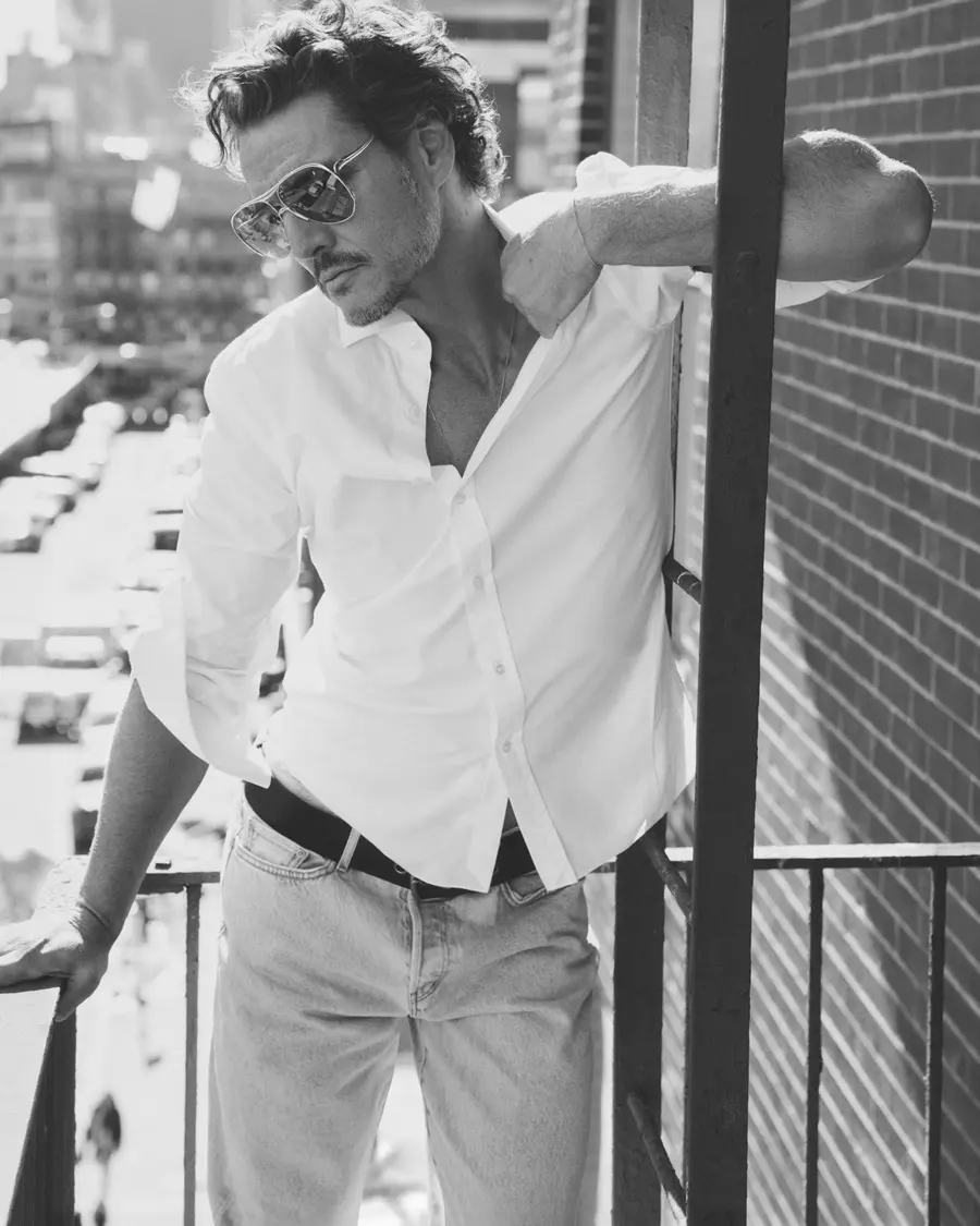 Pedro Pascal @ FANTASTIC MAN no.42 S/S 2026