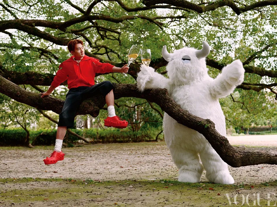 Su Yiming @ VOGUE MAN China April 2026