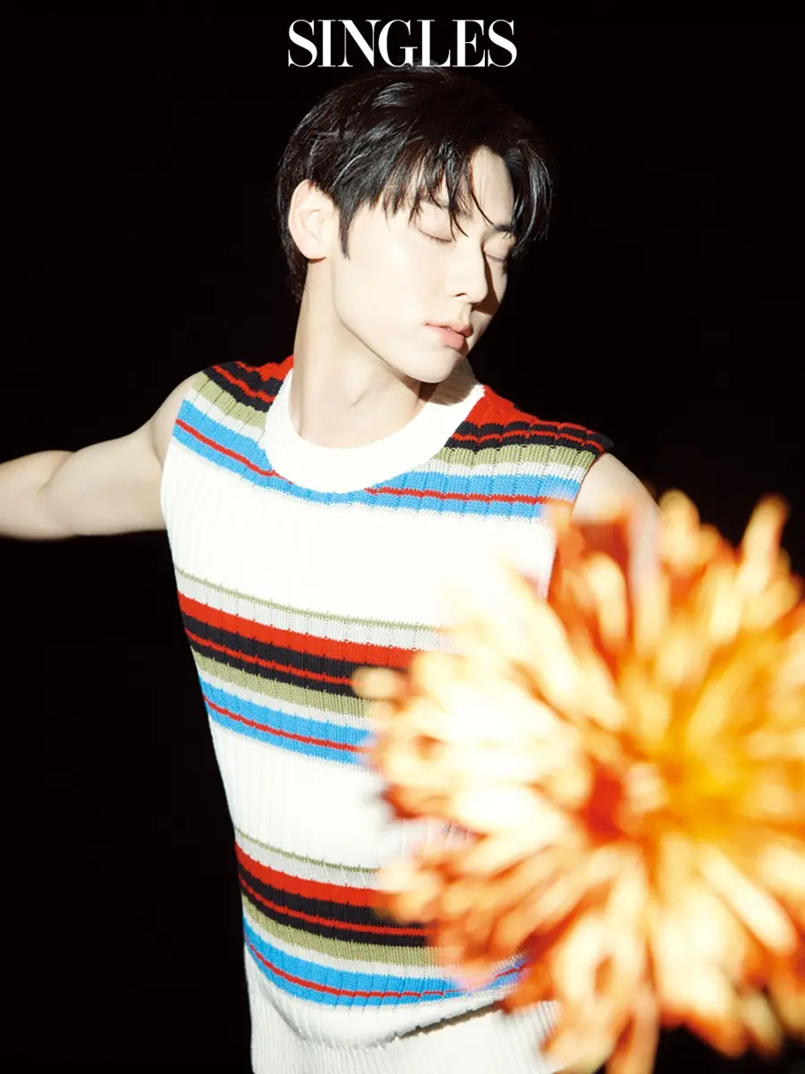 Hwang Minhyun @ SINGLES Korea April 2026