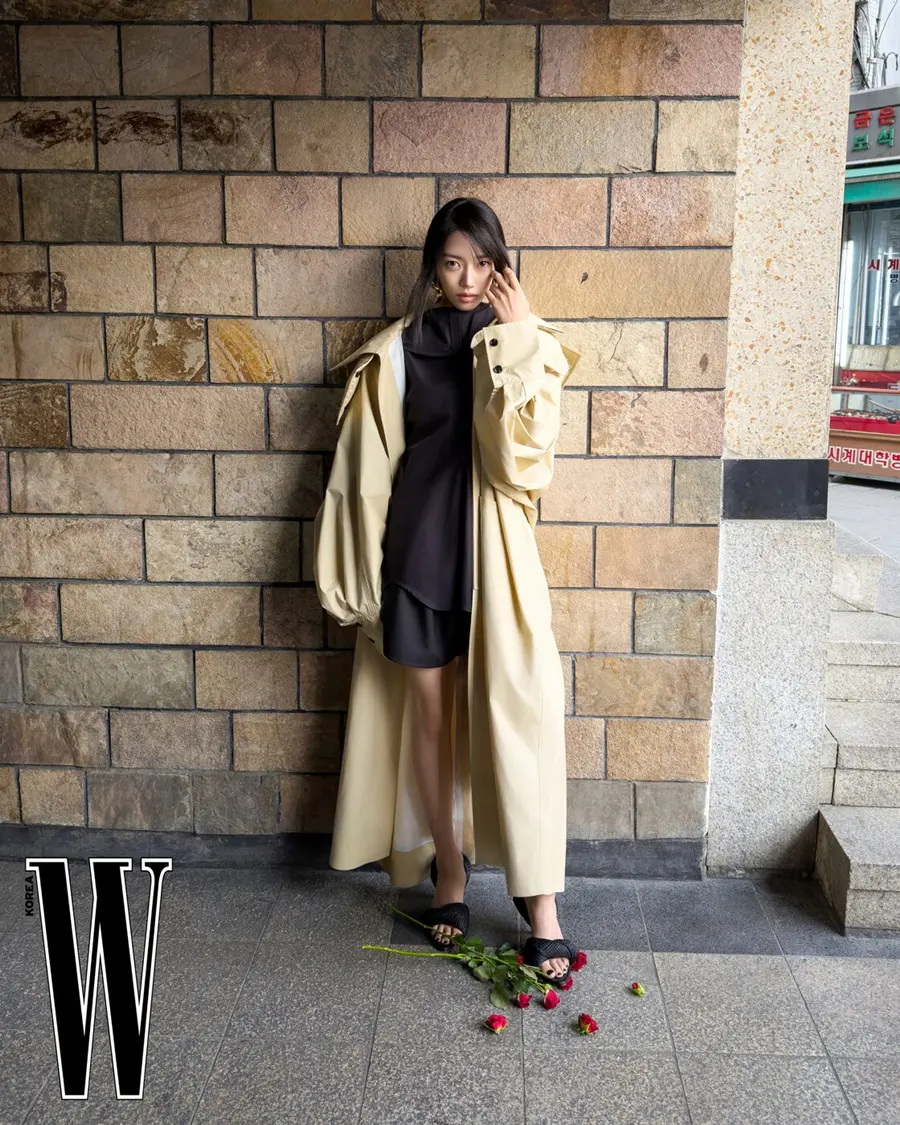 (MEOVV) Sooin @ W Korea May 2026