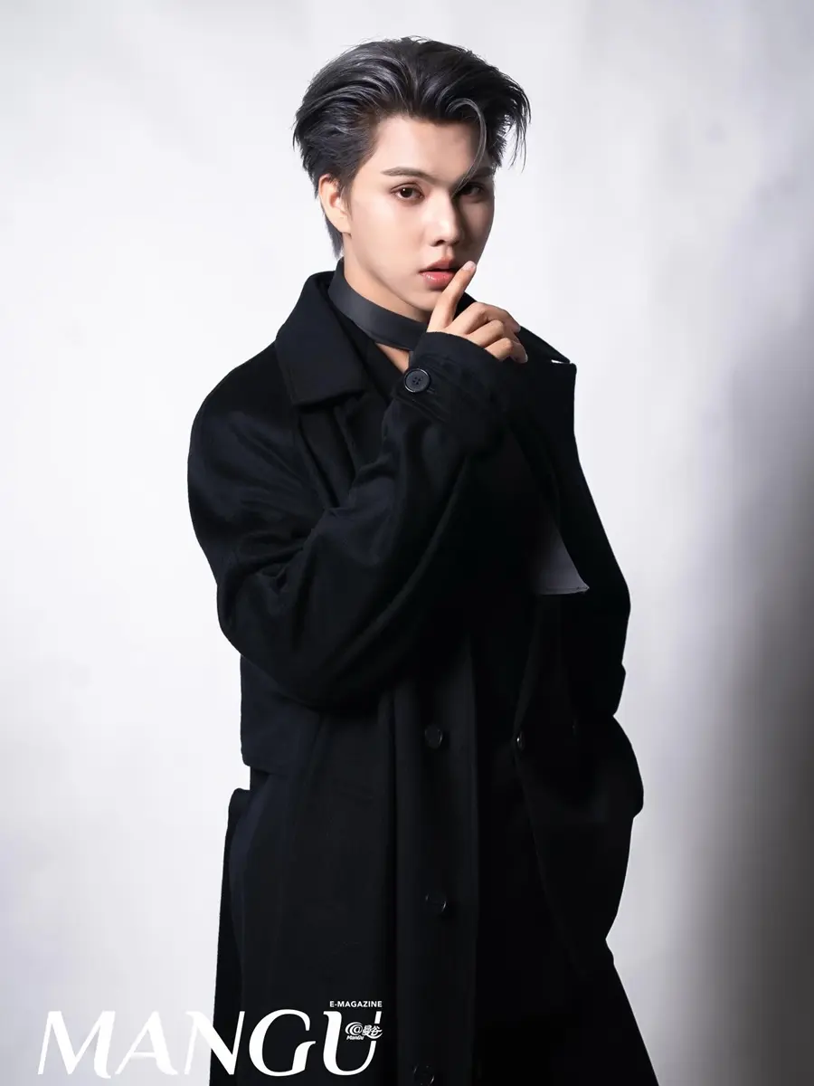 ฟอร์ด ฐิติพงศ์ & พีท วสุธร @ ManGu Magazine issue 326 April 2026