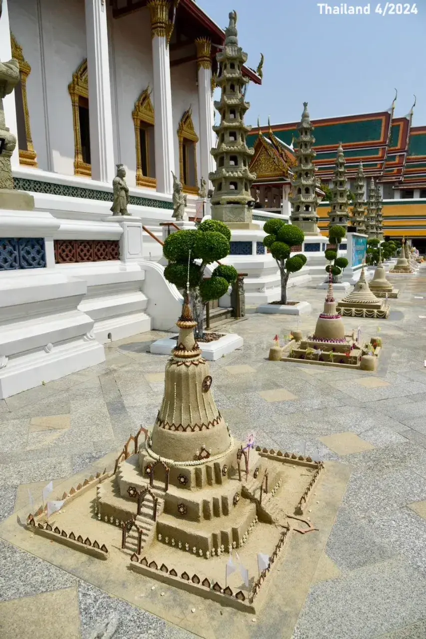 Songkran Sand Pagodas at Wat Suthat 🇹🇭
