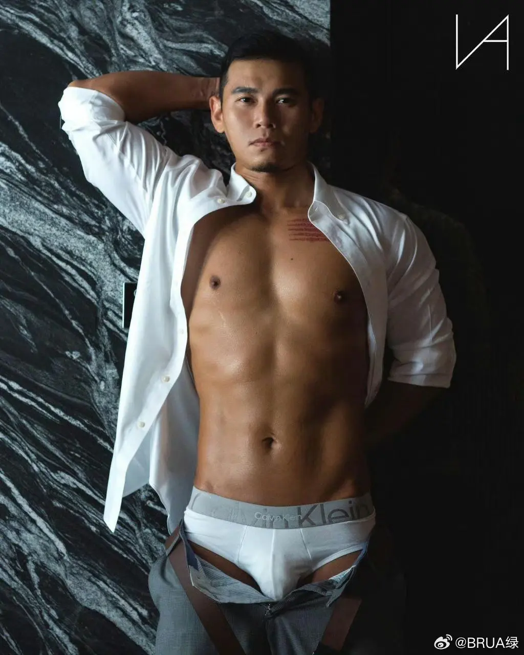 Selected Images from BRUA绿-型男帅哥窝