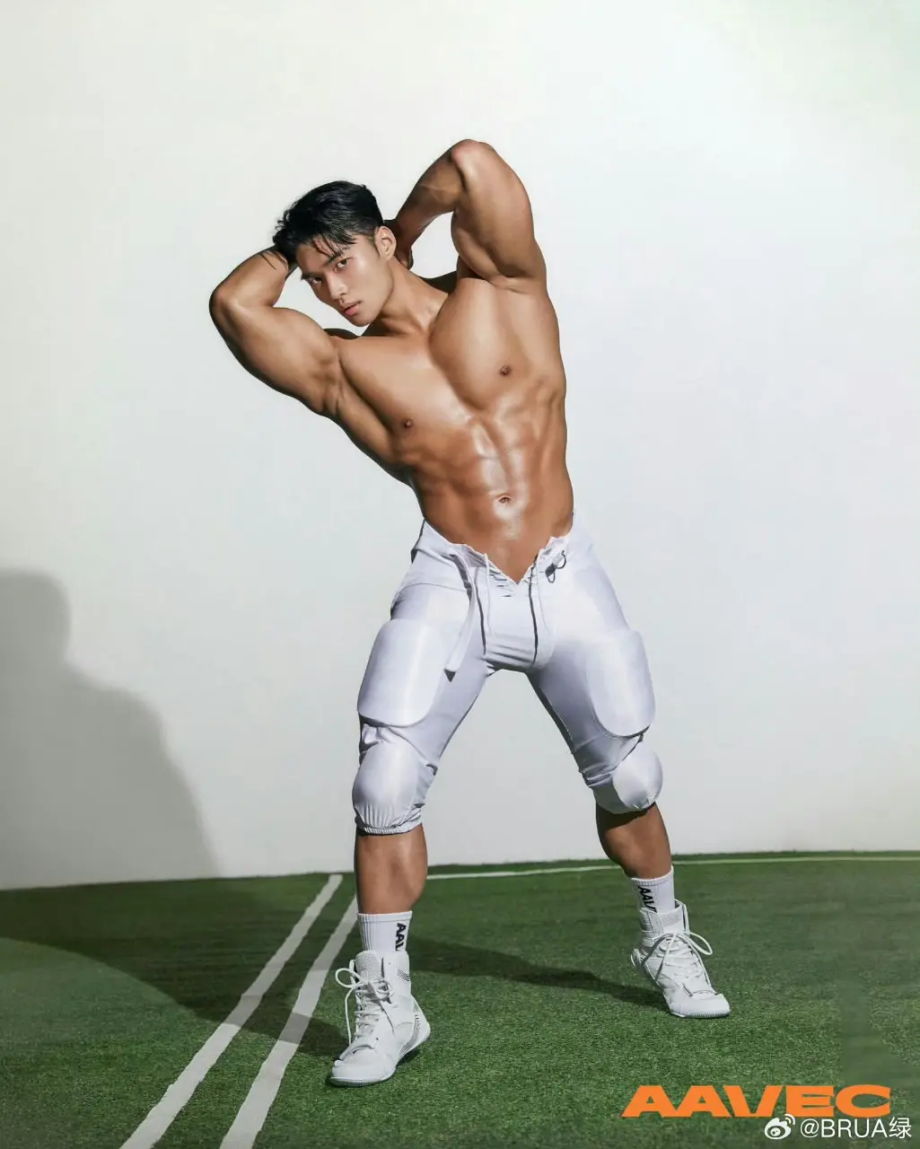 Selected Images from BRUA绿-型男帅哥窝