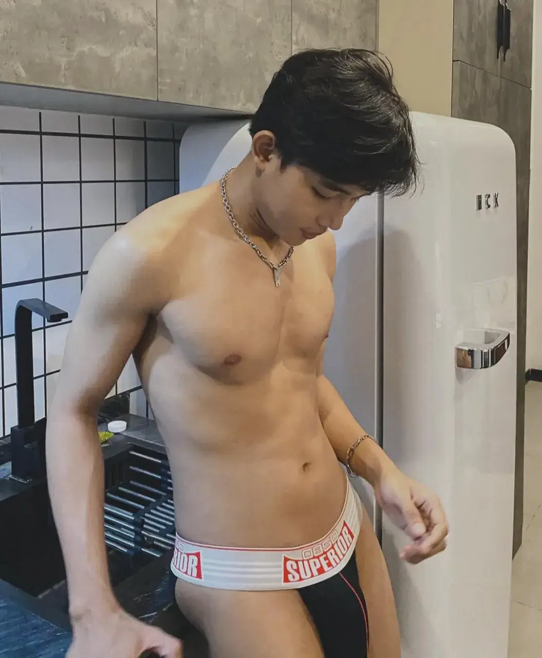 เปิดตู้เย็น