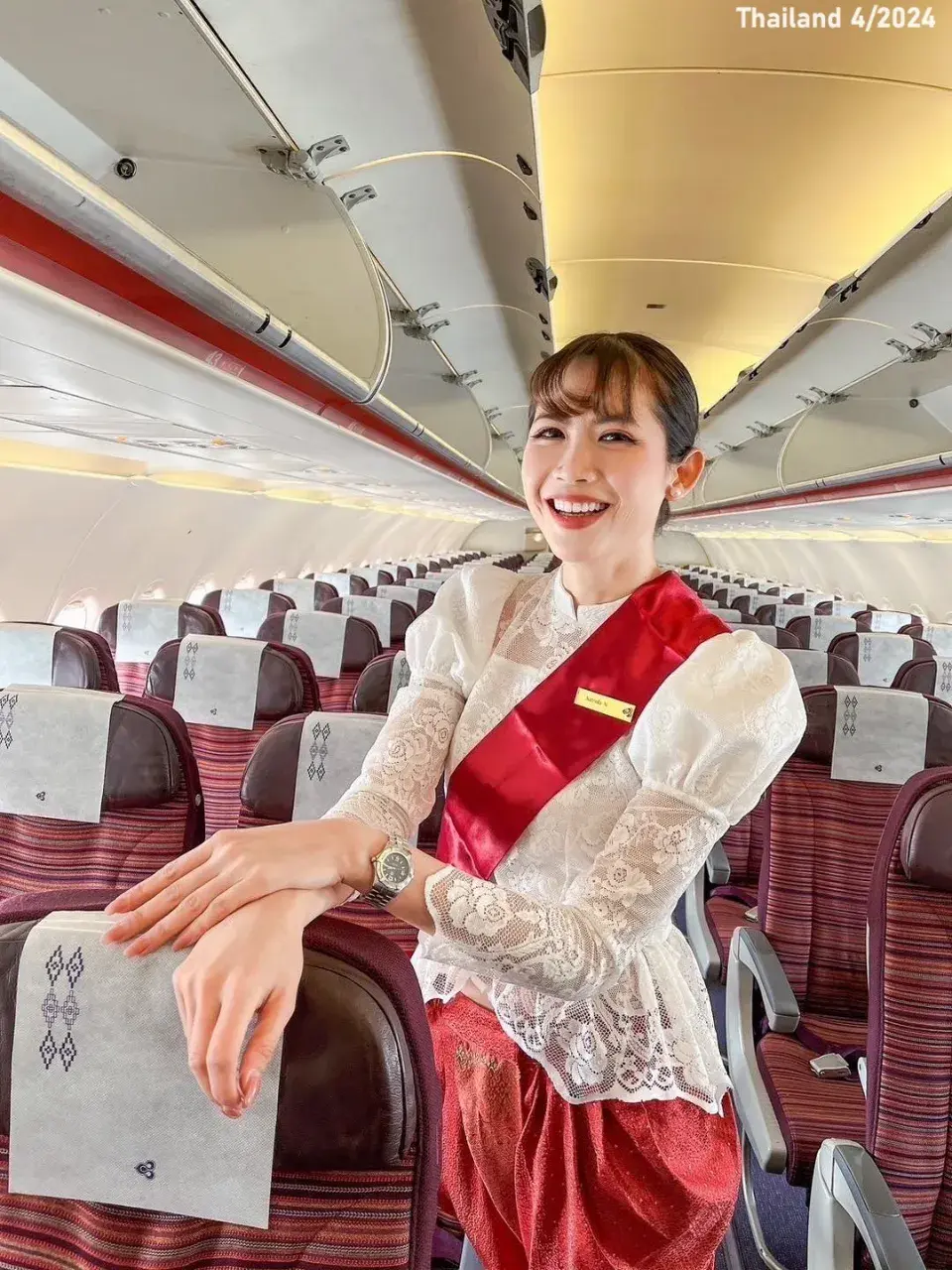 Thai Airways Flight Attendants in Traditional Dresses 🇹🇭