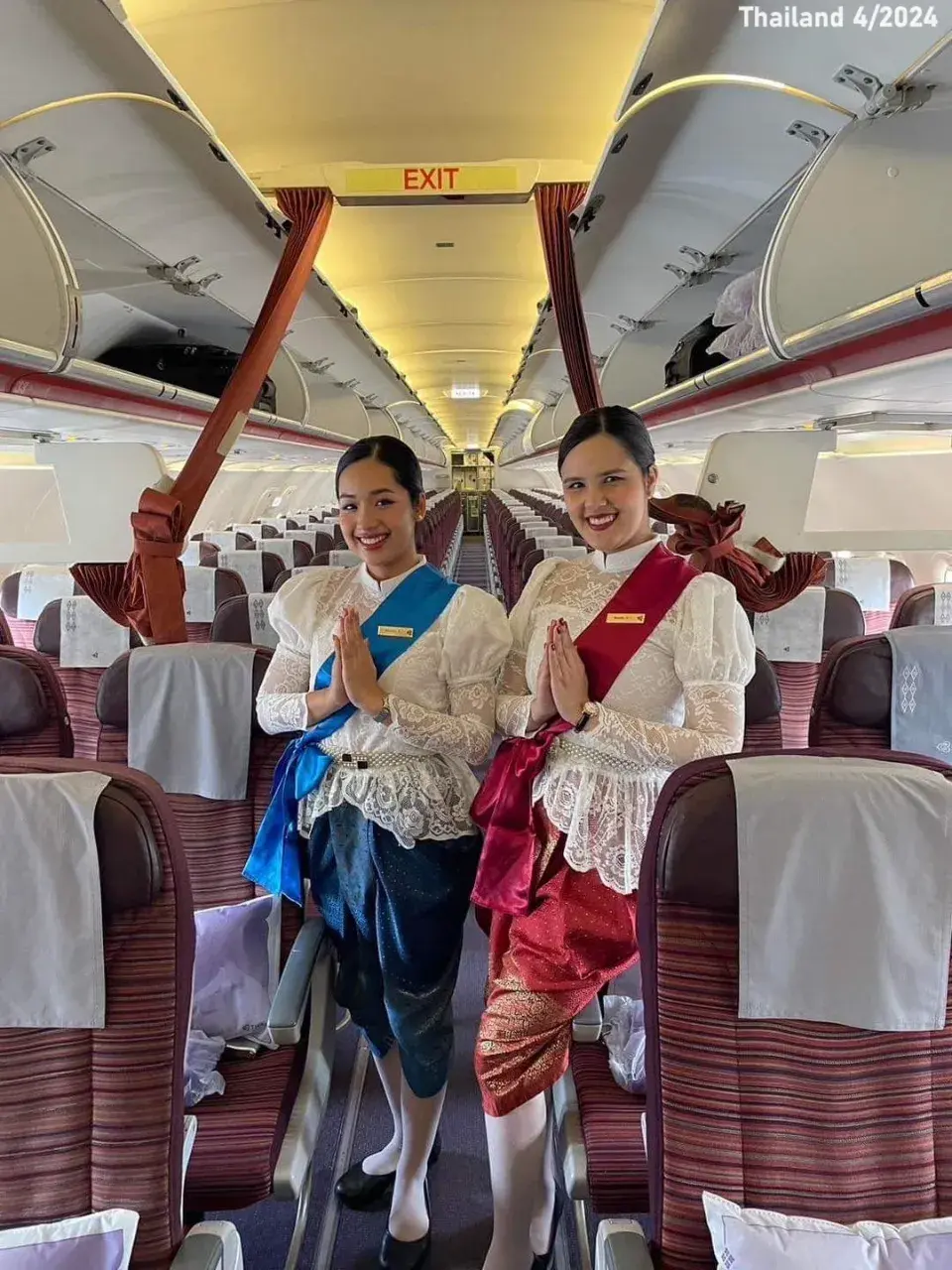 Thai Airways Flight Attendants in Traditional Dresses 🇹🇭