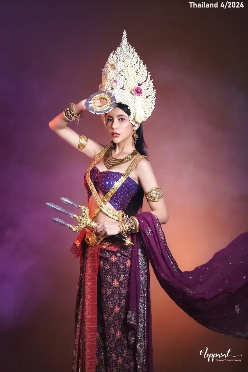 Mahothorn Devi in Thai Apsara Costume 🇹🇭