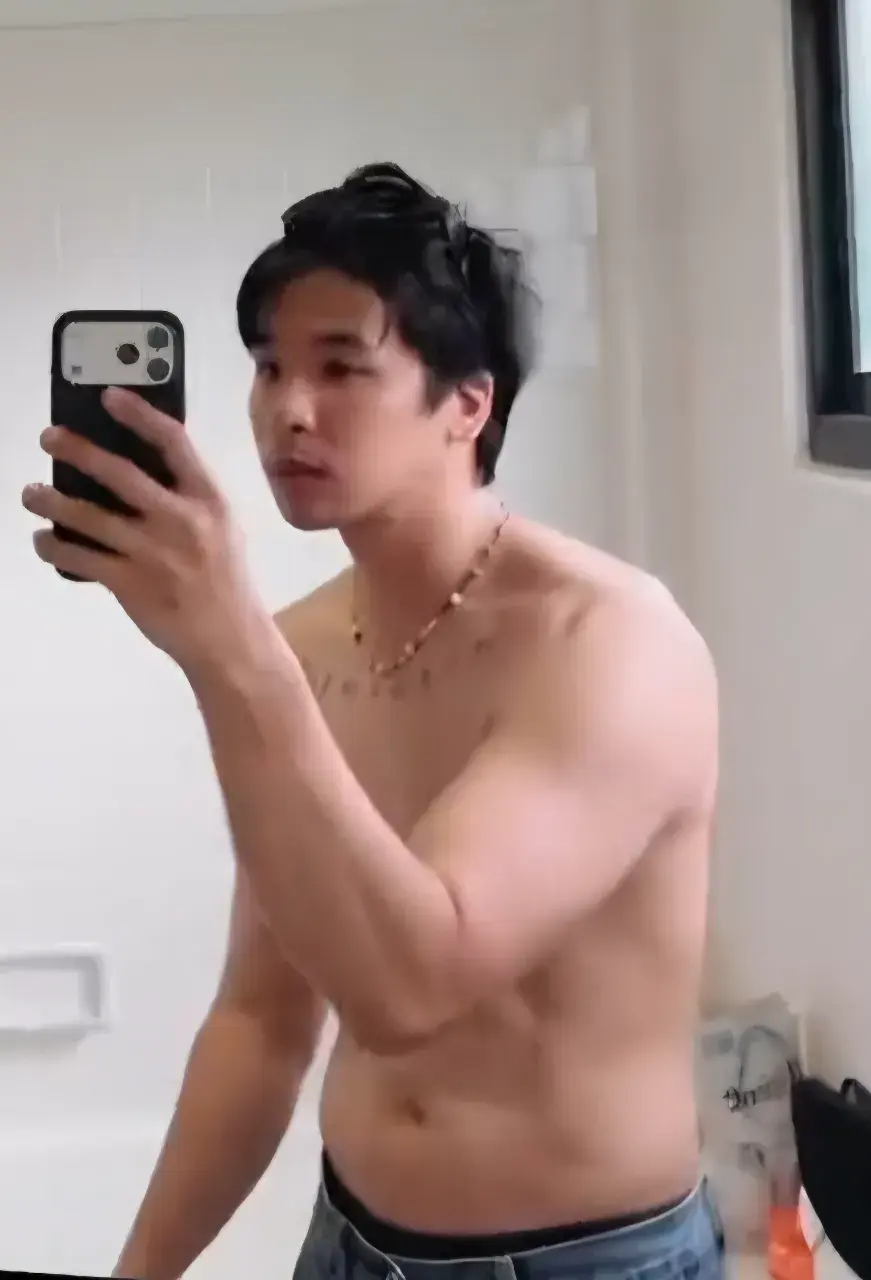 ตั้ง แบ๊ดวอยซ์ Tangbadvoice