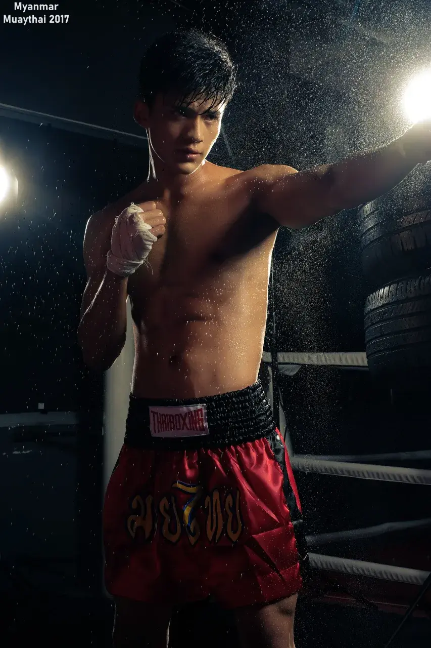 Mister Global 2017 Contestants Showcase Muay Thai 🇹🇭