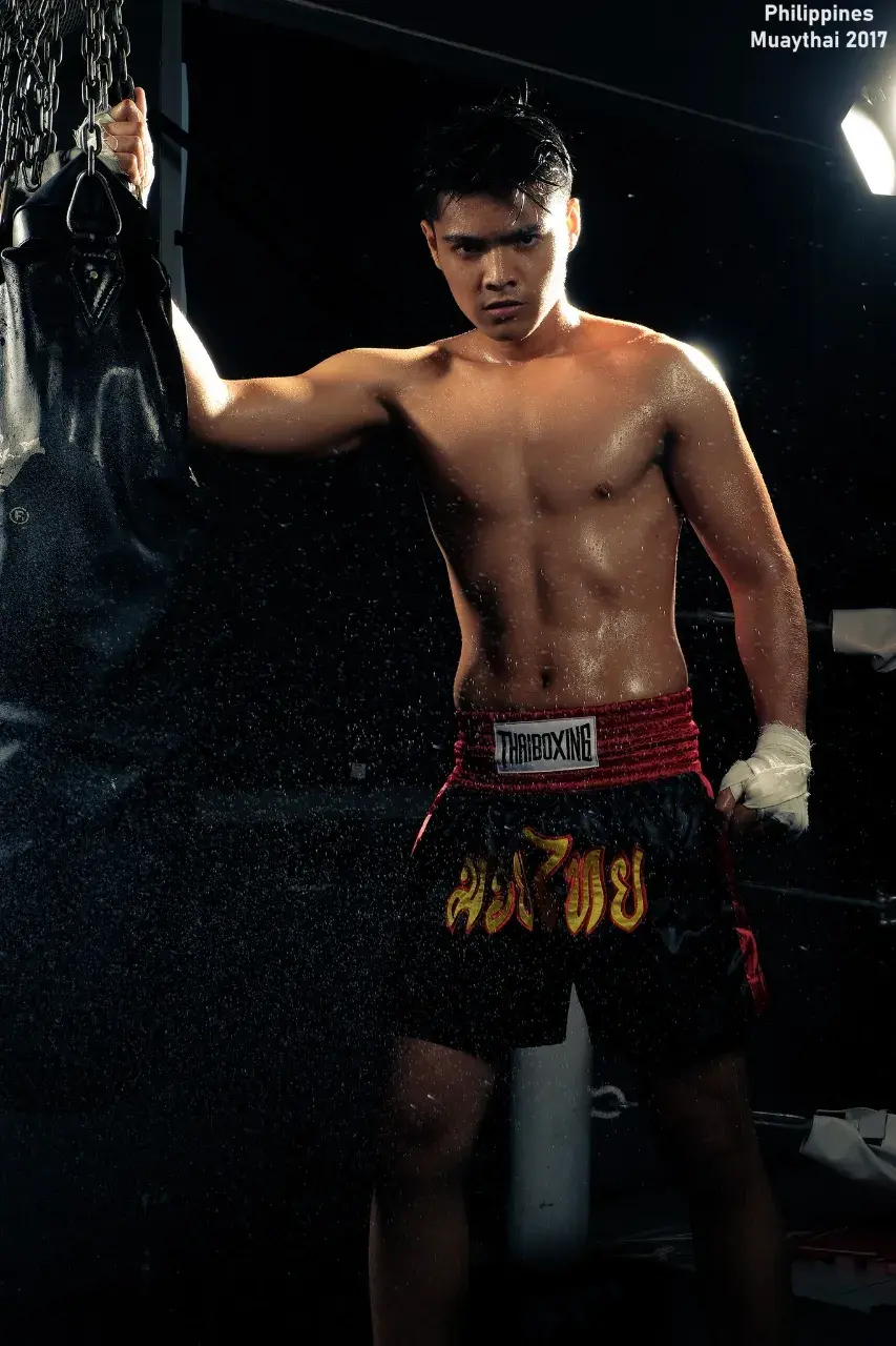 Mister Global 2017 Contestants Showcase Muay Thai 🇹🇭