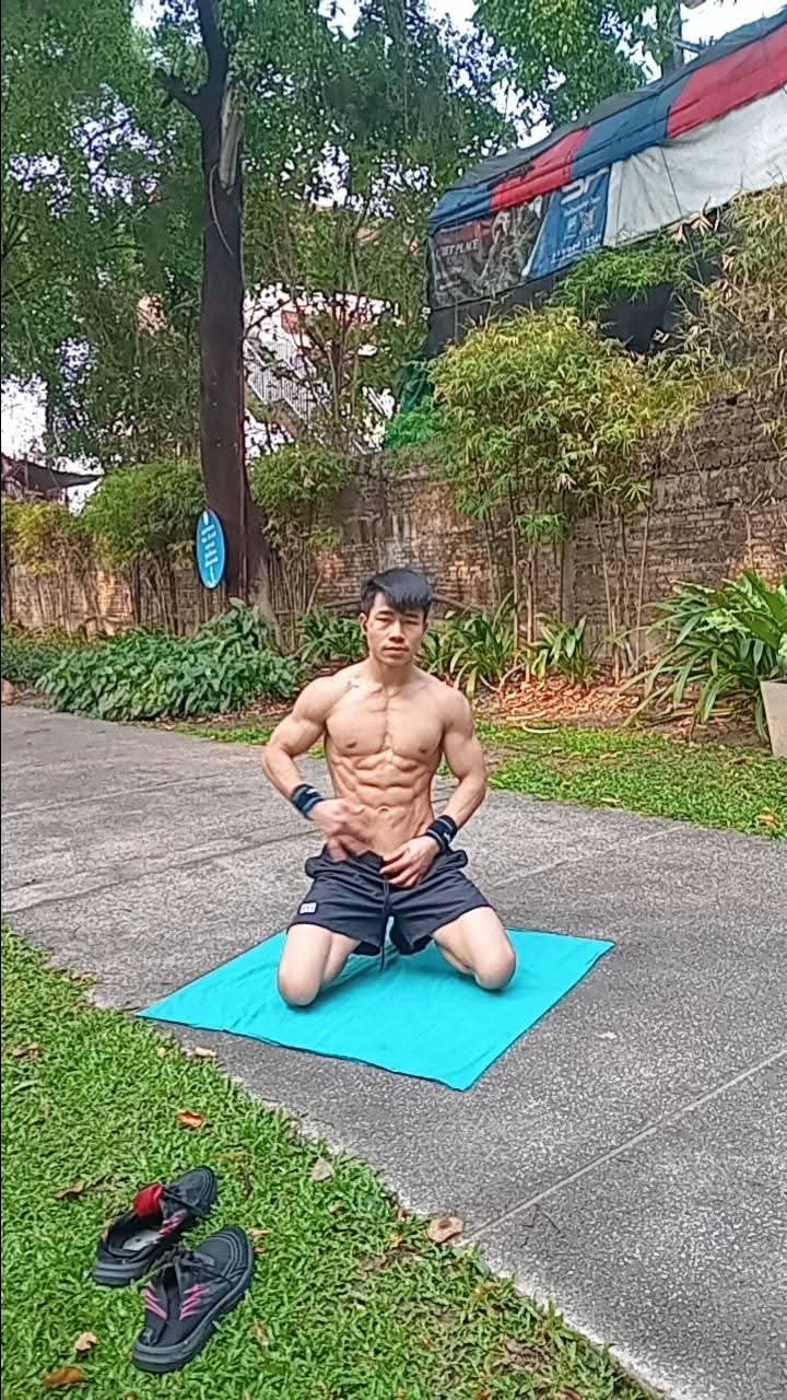 หนุ่มหล่อบ้านๆล่ำๆ