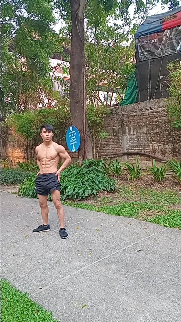 หนุ่มหล่อบ้านๆล่ำๆ