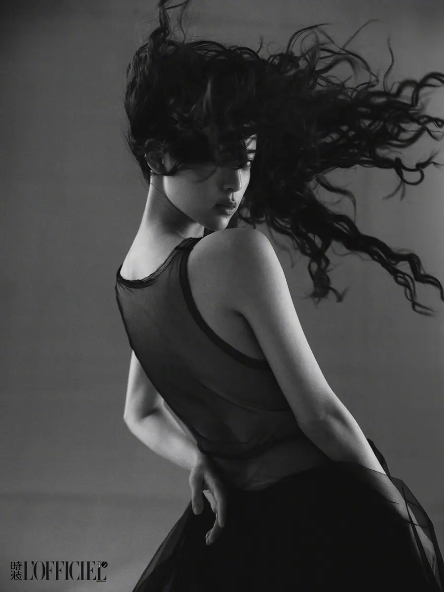 Ouyang Nana @ L’OFFICIEL China May 2026