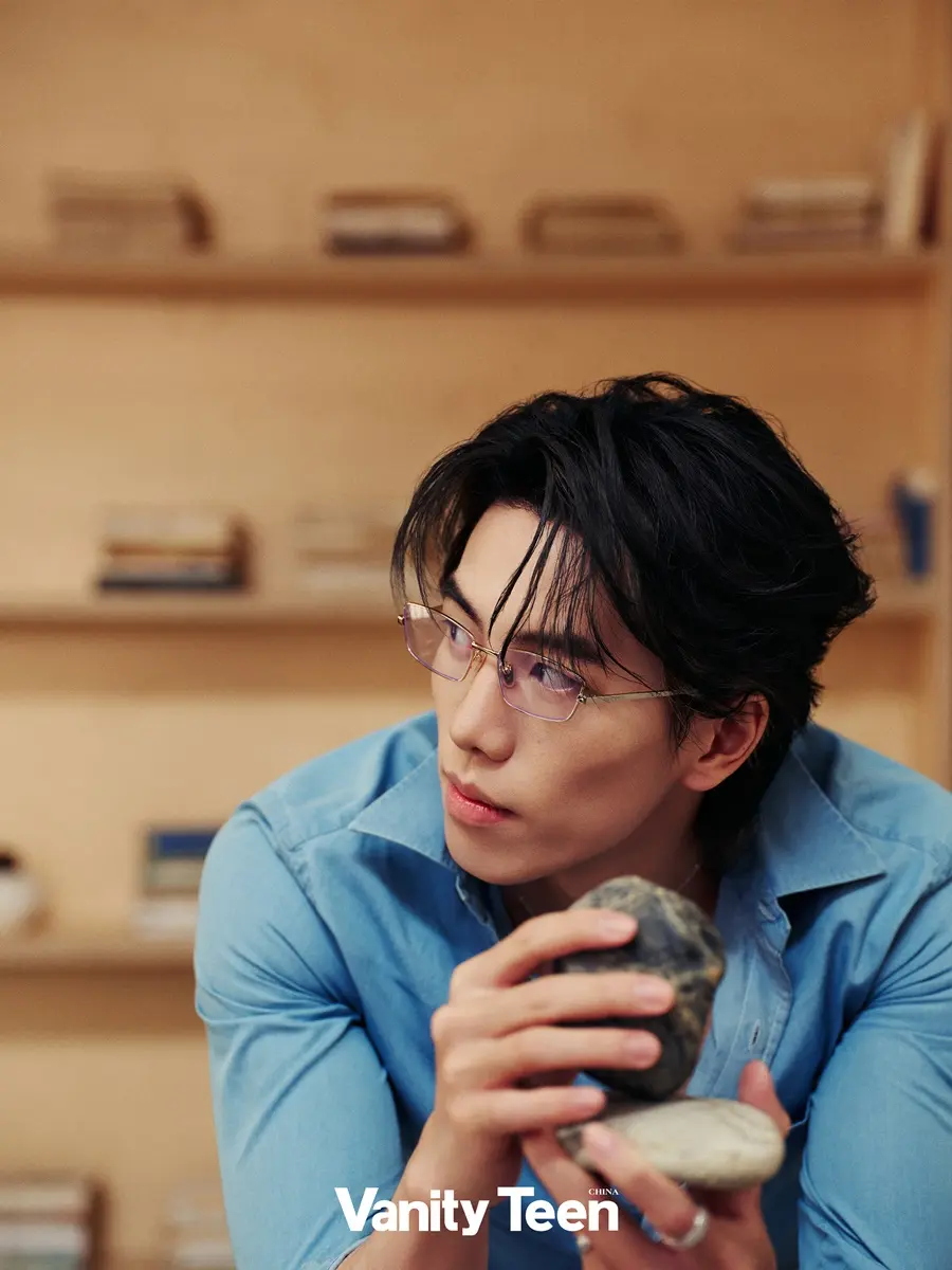 Sun Jiajun @ VanityTeen China April 2026