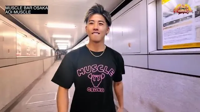 ืNO.2 Muscle Bar บาร์หนุ่มกล้ามบึ้ม ณ โตเกียว