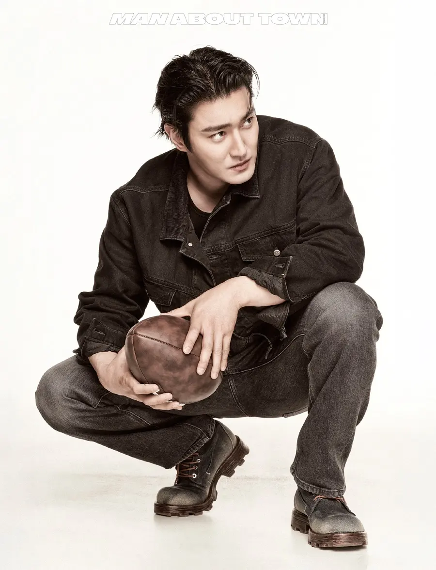 Siwon @ MAN ABOUT TOWN China May 2026
