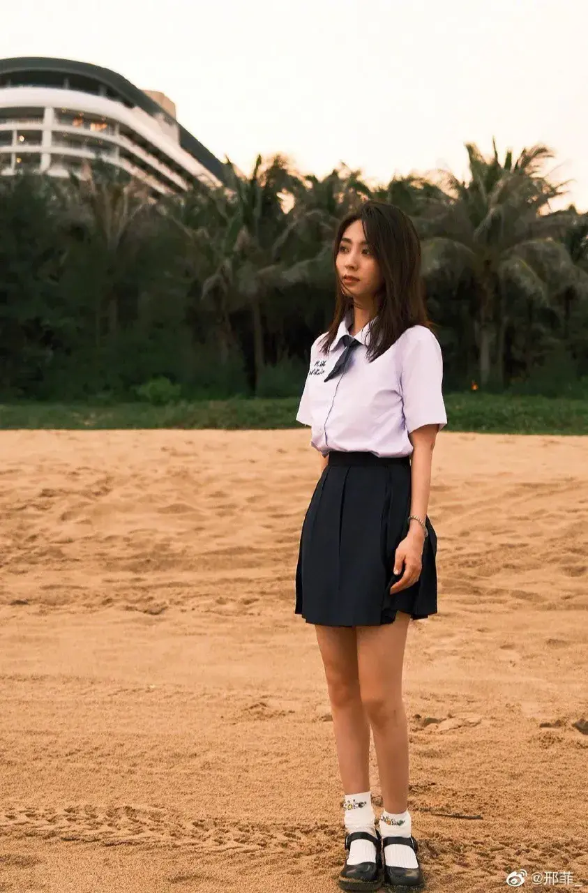 Xing Fei in Thai Student Uniform 🇹🇭