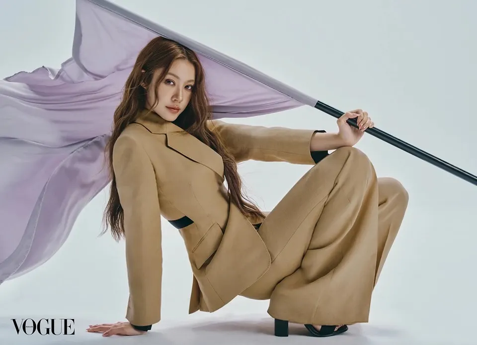 น้ำตาล ทิพนารี @ VOGUE Thailand May 2026