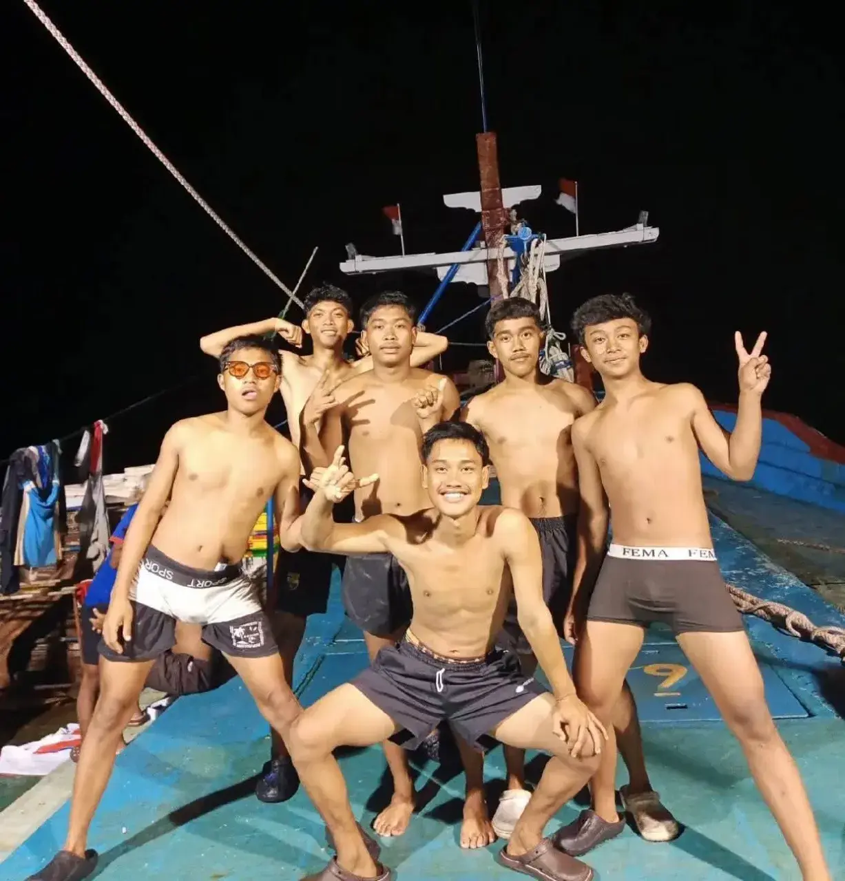 หนุ่มหาปลากับชีวิตบนเรือEp2